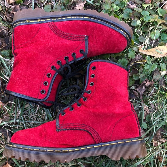 Vintage Dr. Martens Velvet Boots - Picture 5 of 12
